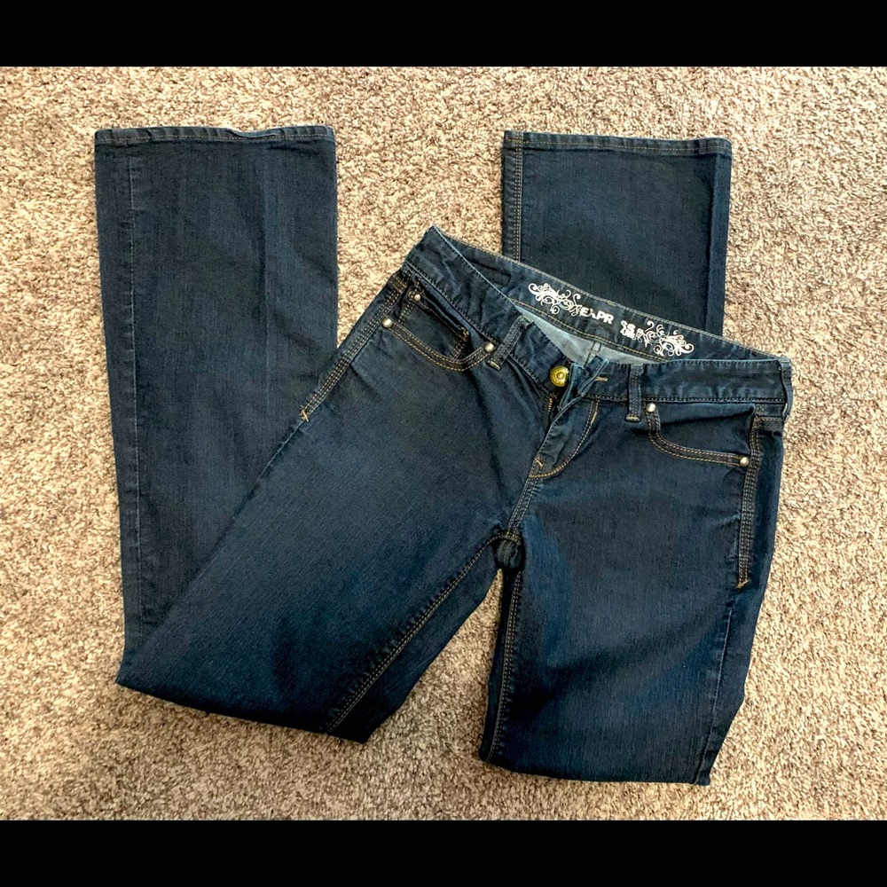 Express Boot Cut Stella Low Rise Regular Fit 0r
